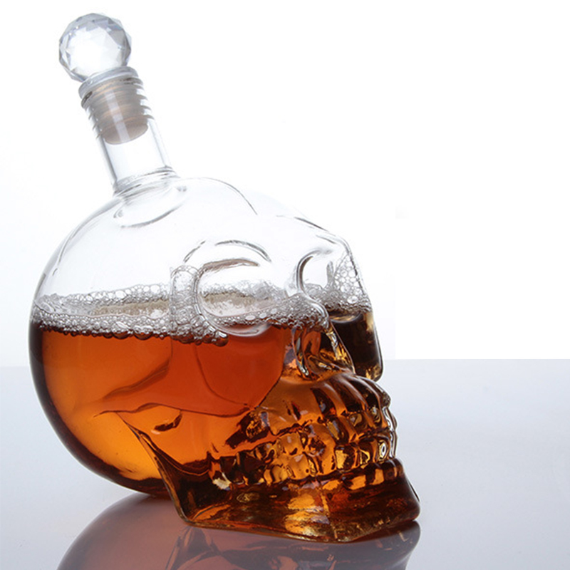 Whisky Beer And Wine - Kreatywna karafka z czaszką butelka kryształowa