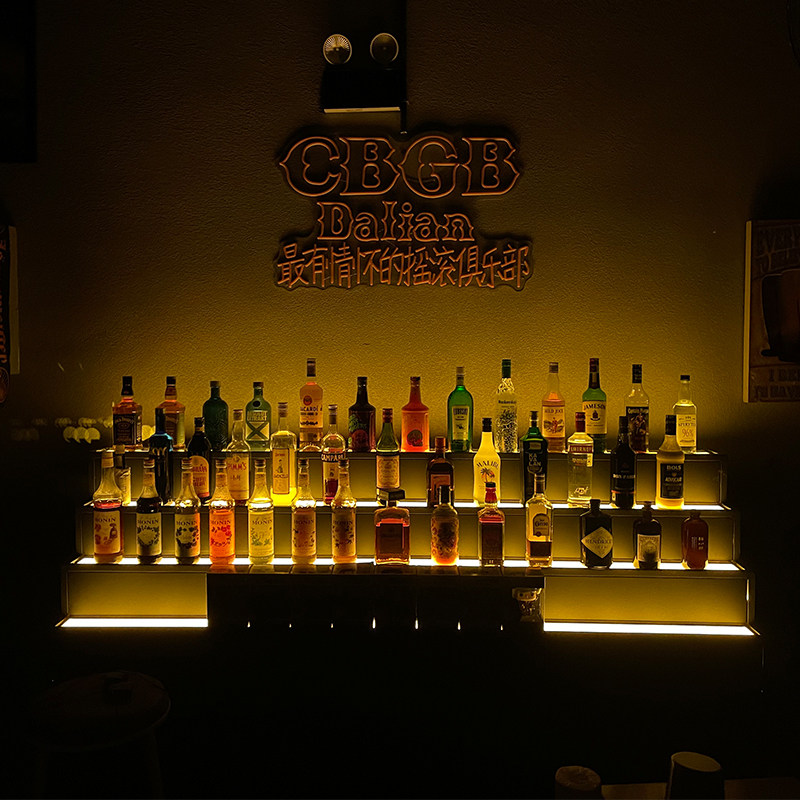 Szafka na wino, witryna, szafk – Wine Beer Restaurant recenzja i cena